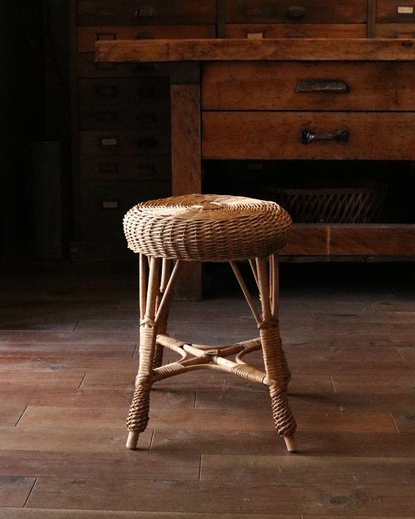 ラタンラウンドスツール 【公式通販】