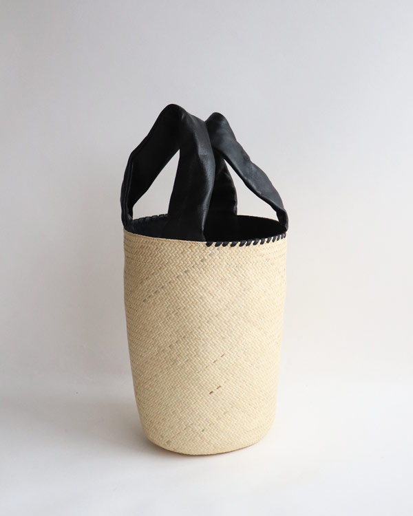 warang wayan(�������) FUTO �饿��׼�Х����å� �֥�å� L