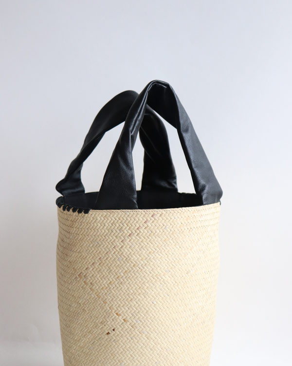 warang wayan(�������) FUTO �饿��׼�Х����å� �֥�å� L