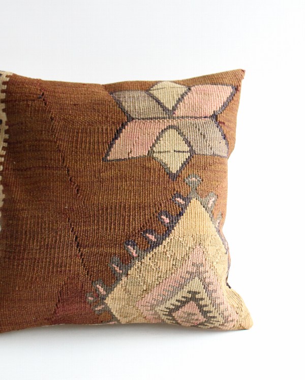 オールドキリムクッション K[生活雑貨とアンティークの