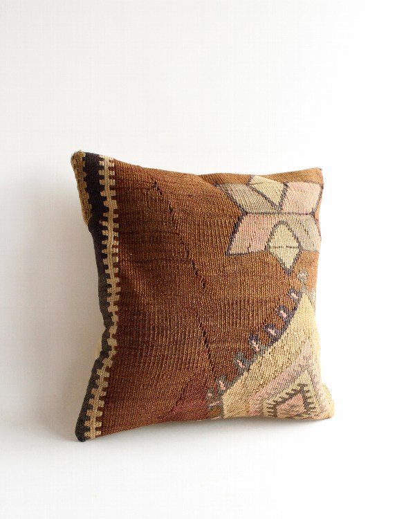 オールドキリムクッション K[生活雑貨とアンティークのオンライン