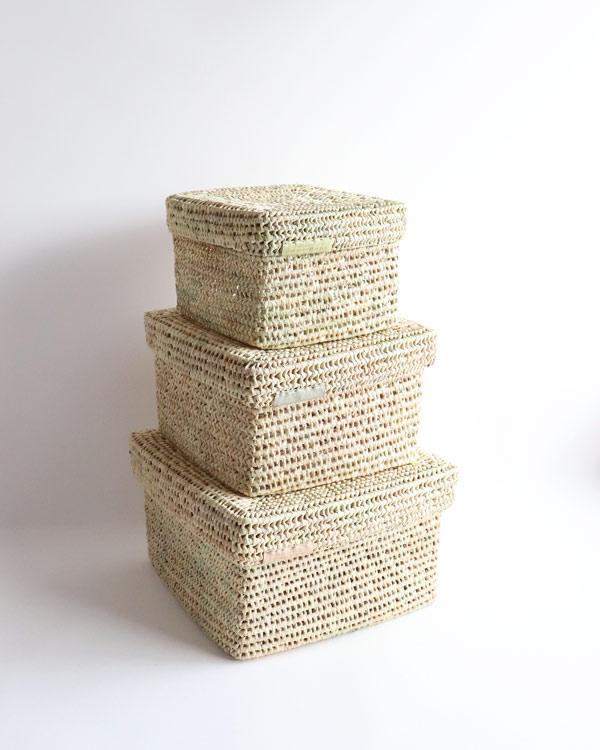 WARANGWAYAN(�������) shikaku hako M