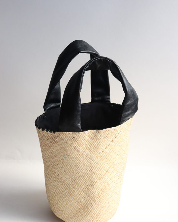 WARANGWAYAN【美品/希少】FUTO 革手バスケット 黒 ワランワヤン warang wayan(ワランワヤン) FUTO ラタン革手バスケット BK M