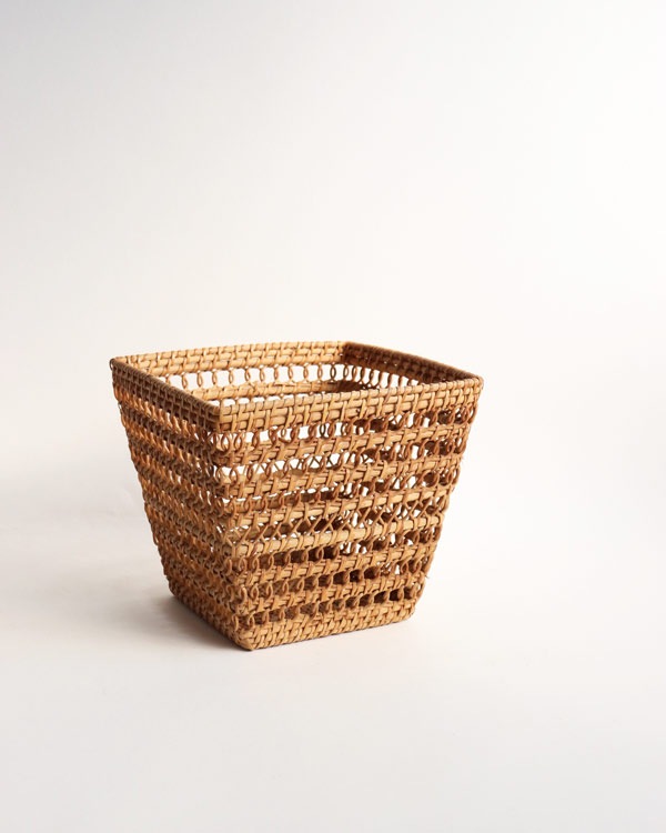 ラタン ラウンドバスケット[生活雑貨とアンティークのオンライン