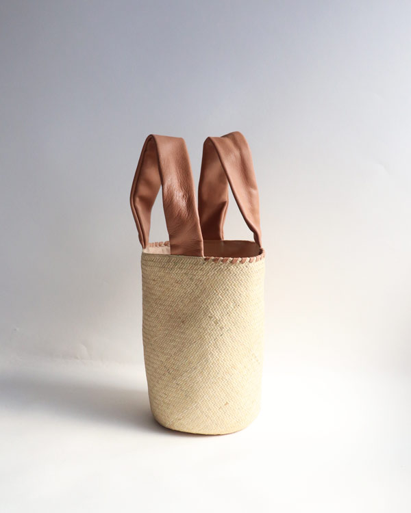 warang wayan(�������) FUTO �饿��׼�Х����å� �������ԥ� M