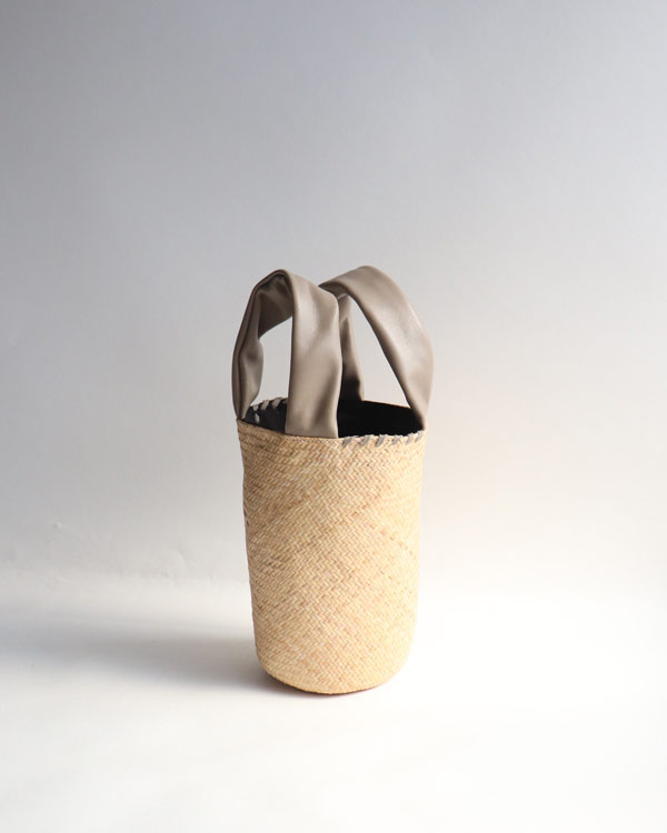 warang wayan(�������) FUTO �饿��׼�Х����å� ���졼�١����� S