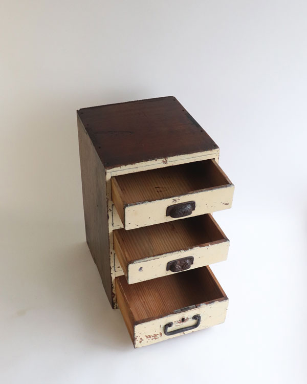 �����������Ф� DRW-01