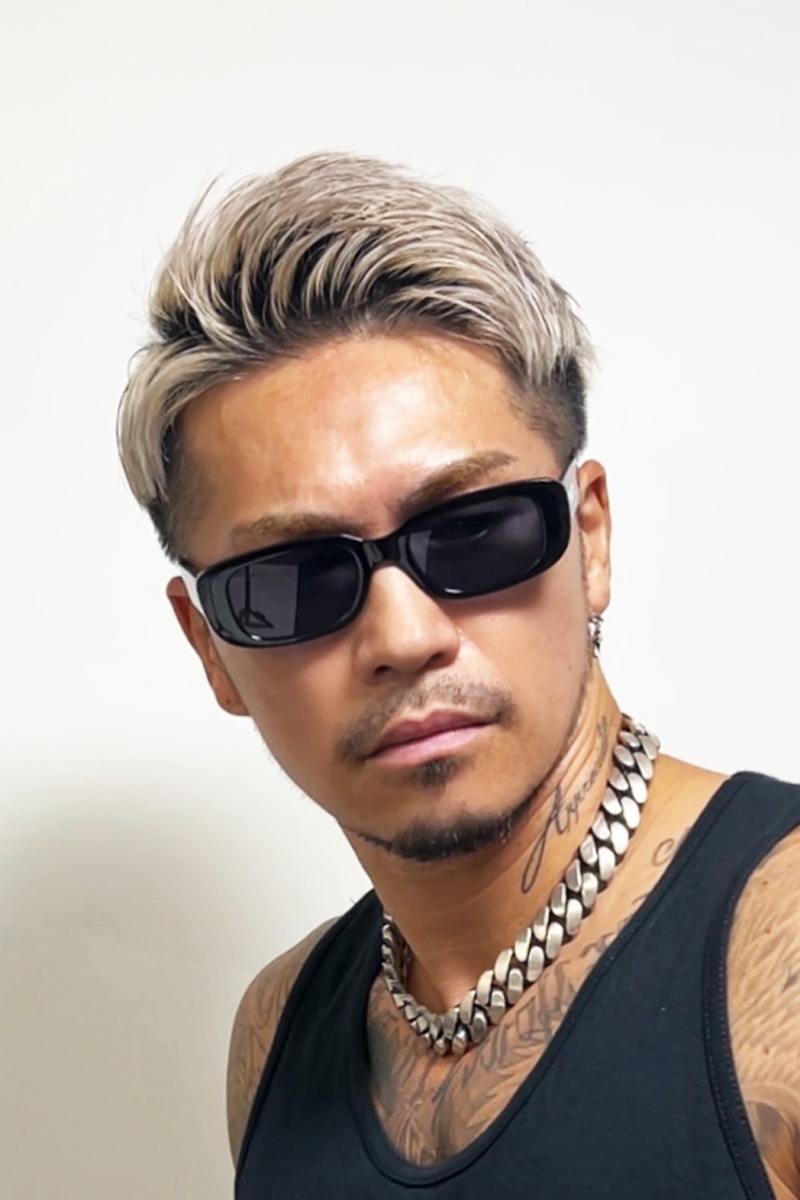 �ڴ���ۥ饦��ɥ�����������ॷ�����ץ��󥰥饹[STRAITE]