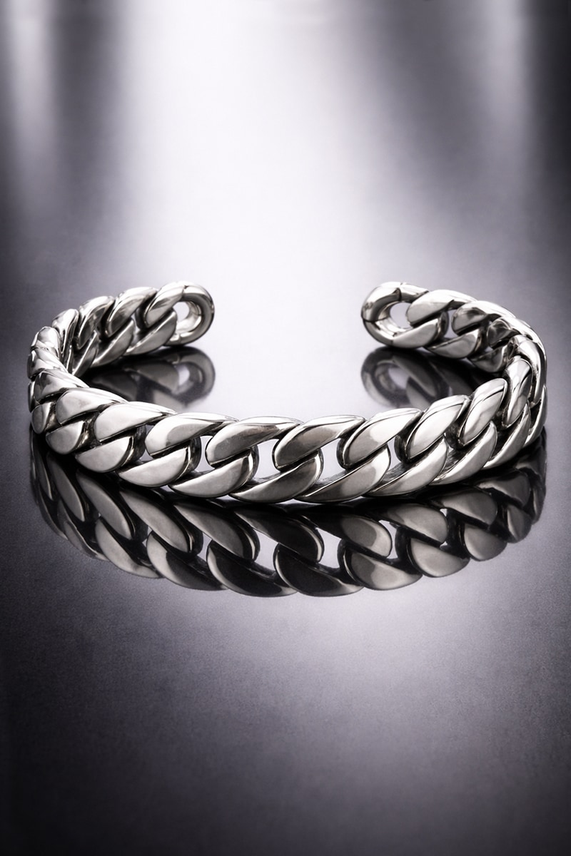 ブラック・スター　シルバー製バングル ブラック・スター シルバー製バングル ブラックスター シルバー