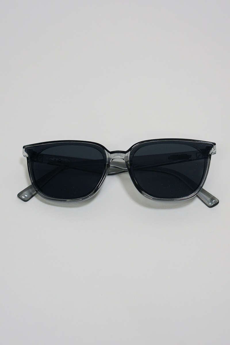 ֥եåȥ󥺥⡼󥰥饹 [STRAITE]