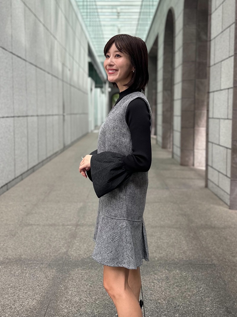 ツイードプリーツミニワンピース｜designed with Saaya Mizuno