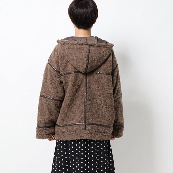 �ܥ��ѥ��ԥ󥰥ա��ɥ��㥱�å�