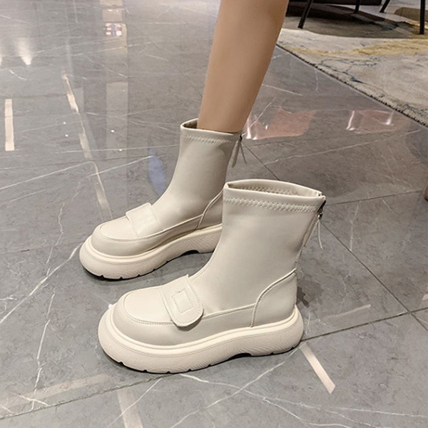 �Хå��ե����ʡ����͸��쥷�硼�ȥ֡���