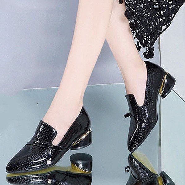 ��ܥ��դ��������塼��