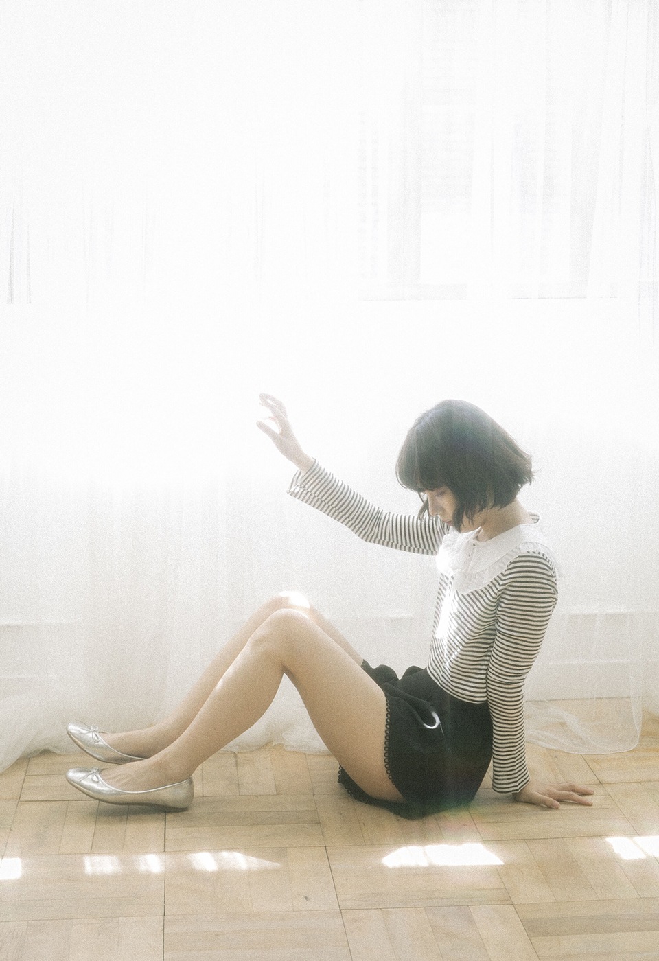 border frillcollar tops