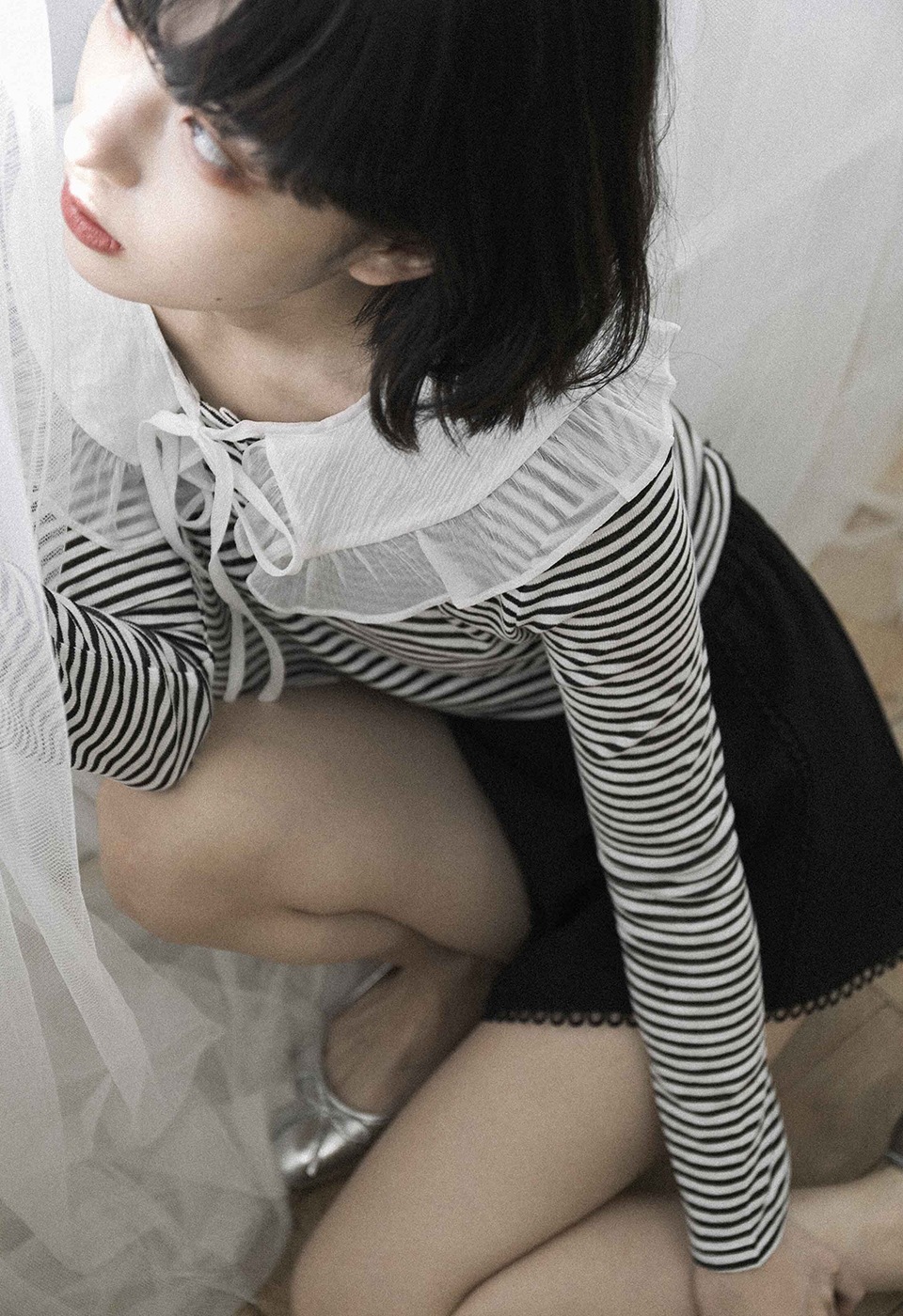 border frillcollar tops