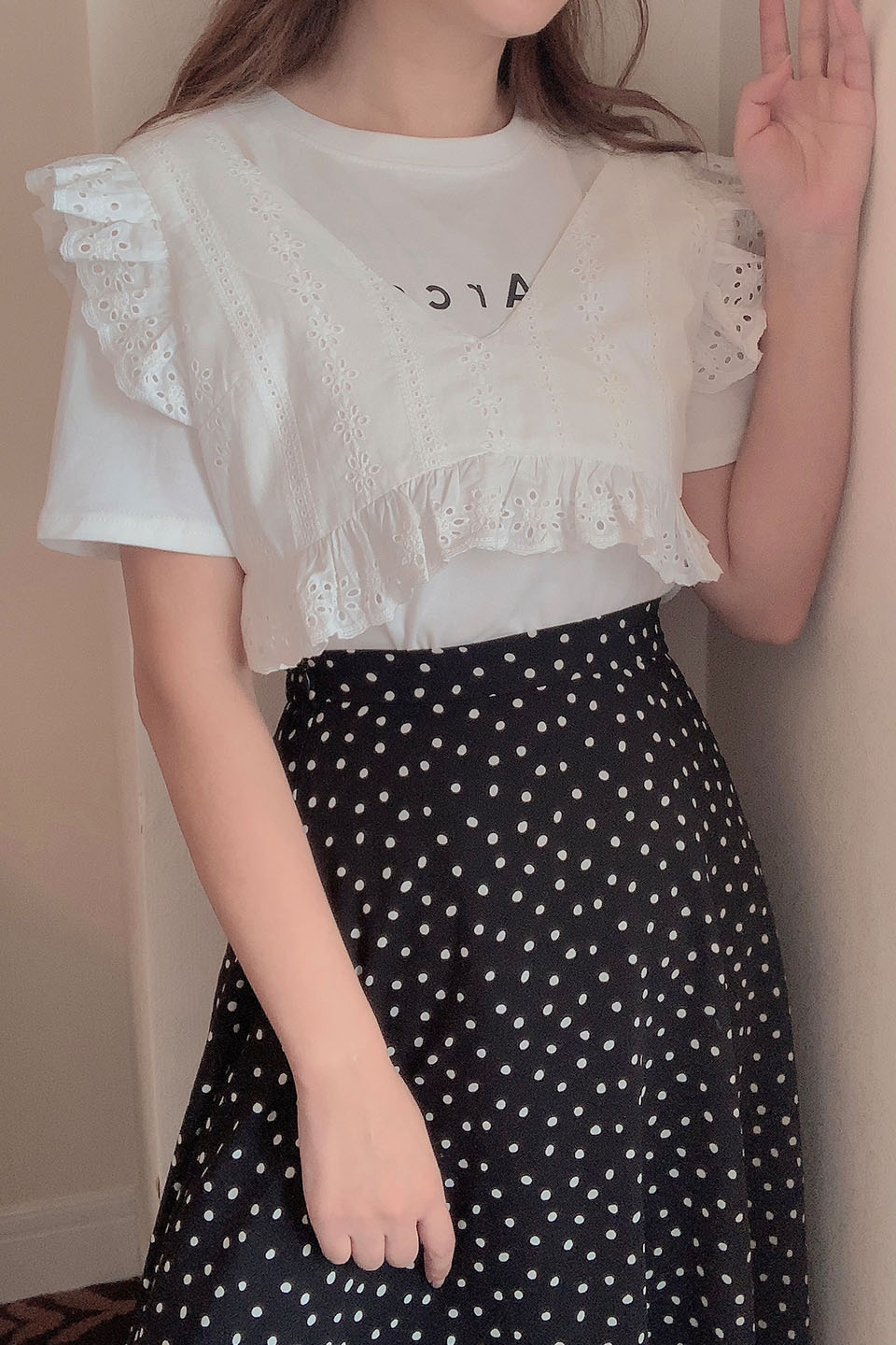 バックリボンフリル刺繍ビスチェ
