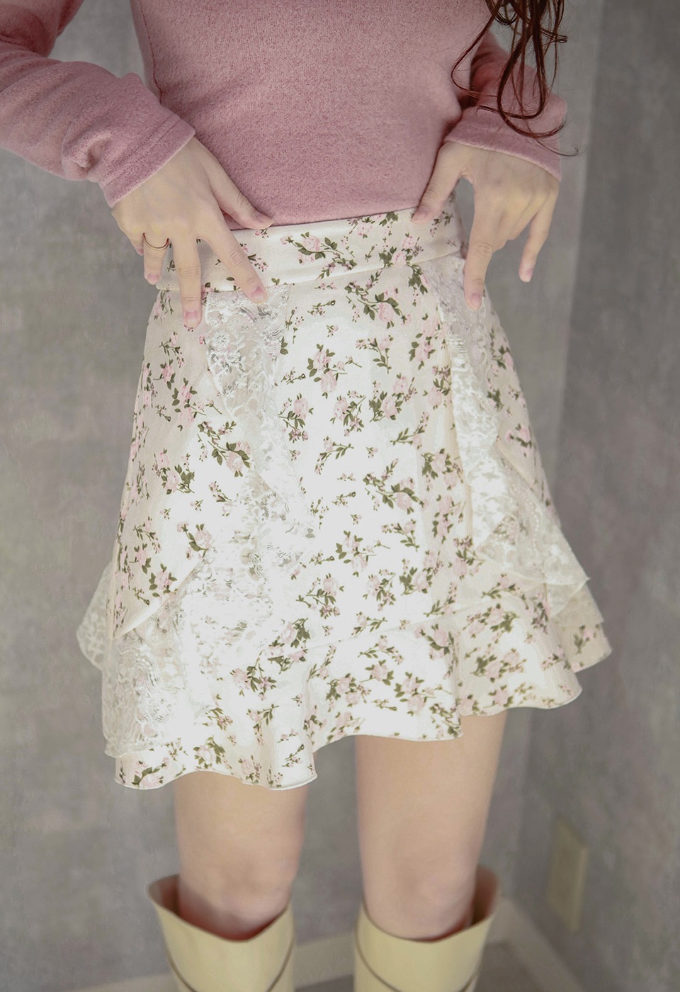 花柄レースフリルミニスカート