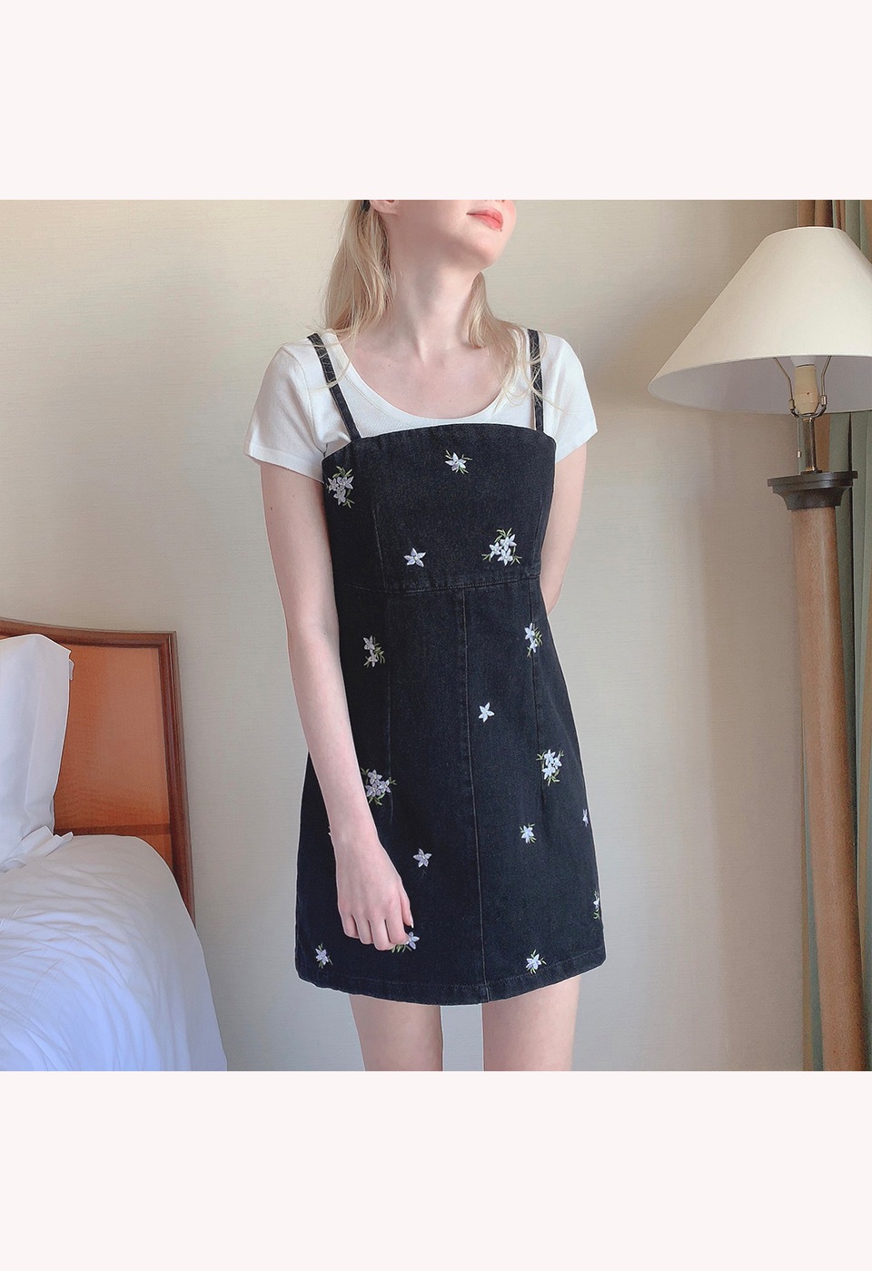 刺繍フラワーデニムキャミワンピース