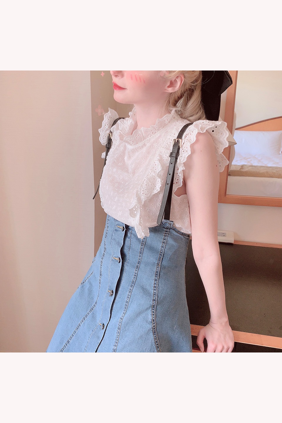 サス付きハイウエスト前ボタンデニムフレアスカート
