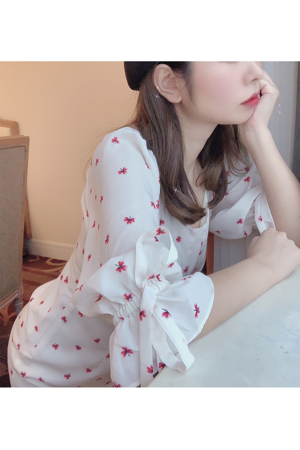 リボン付き花柄プリントワンピース