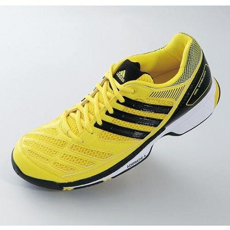 ������̵���ۥ��ǥ�����(adidas) �Хɥߥ�ȥ󥷥塼�� �ӡ��ƥ��� �ե�������BT Feather�� G64346 �Хɥߥ�ȥ󡡥饱�åȥ��ݡ��� ���塼�� 2013ǯ��ǥ�