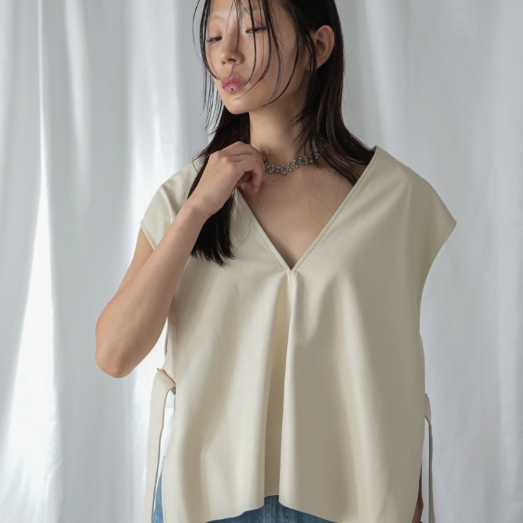 ベスト Sugar Rose / mesh V-neck vest(メッシュVネックニットベスト) TITE IN THE STORE（ティテ インザ ストア）の「SUGAR ROSE