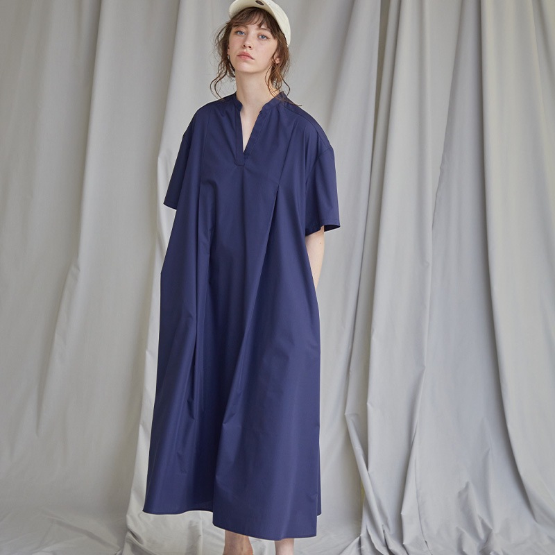 タグ付き✨レサージュ フランスDeveaux社テキスタイル Vネック