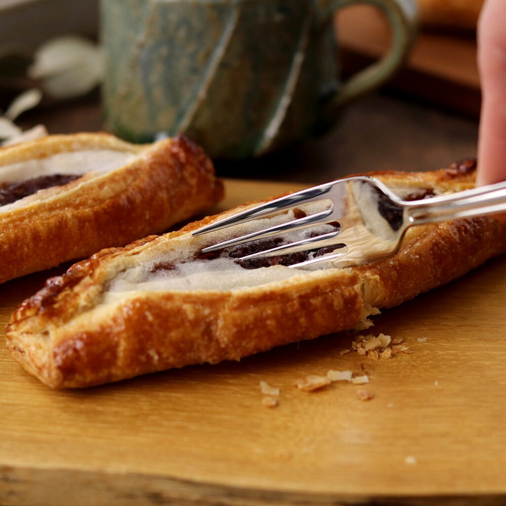 店頭受け取り商品】餅もちパイ 4本入り 【※配送商品ではありません