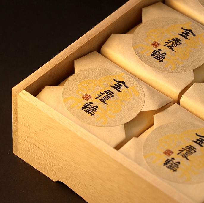 犬筥　本金手描き　木製 伝統工芸品 桐箱付 犬筥 本金手描き 木製 伝統工芸品 桐箱付