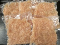 格安!!便利!!　国産 若鶏のひき肉　２００g
