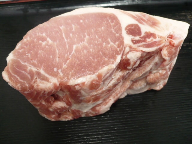 山梨県産 甲州富士桜ポーク ロース 500g (ブロック)