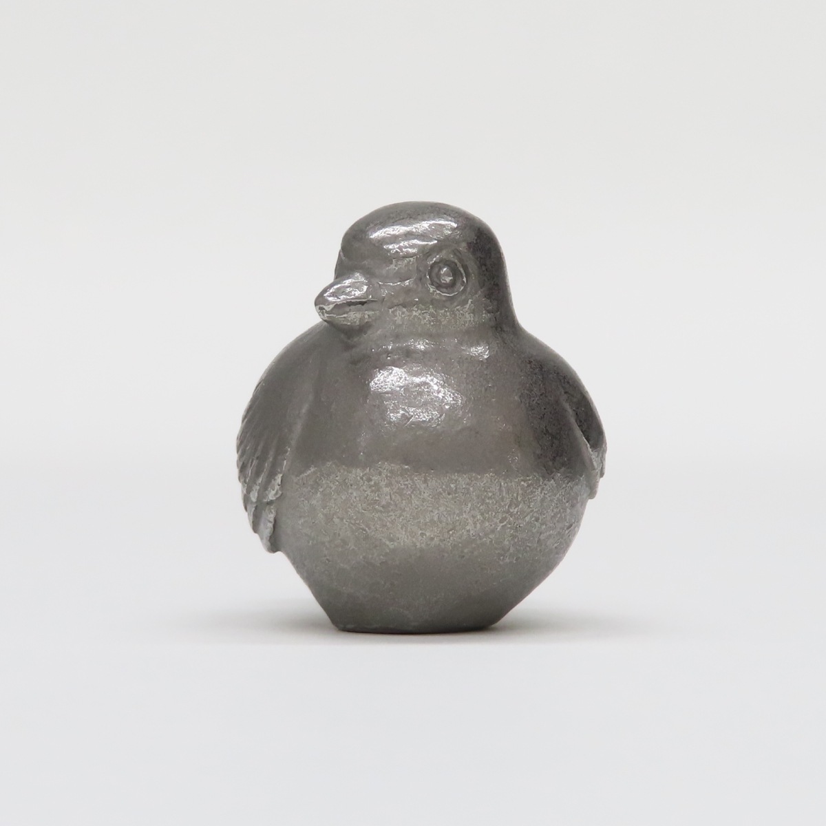 まめピコ 右向き1羽