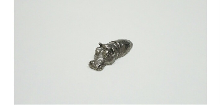 水の中のカバ(小)