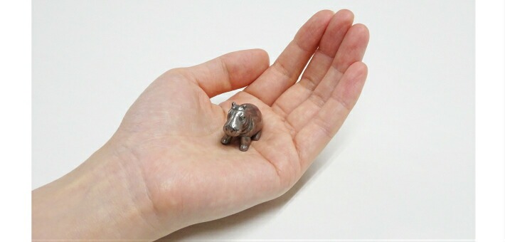 おすわり子どもカバ(小)