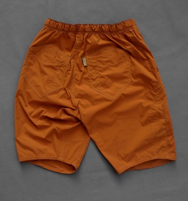 DC GRAPHITE 1/2 SHORTS（グラファイト1/2ショーツ）