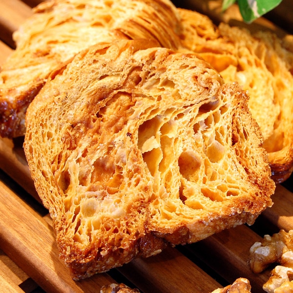 青森ワイナリーホテル くるみラスク12枚入り | グルメ・フード