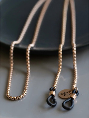 Statement piece rose gold