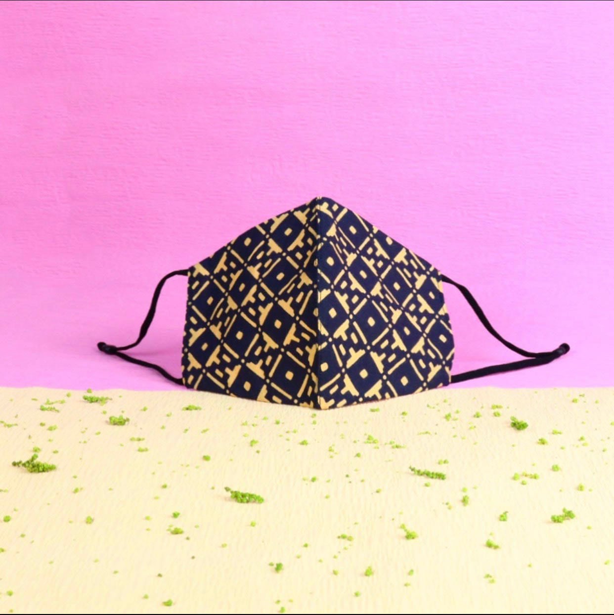 梨園染めマスク　釘抜