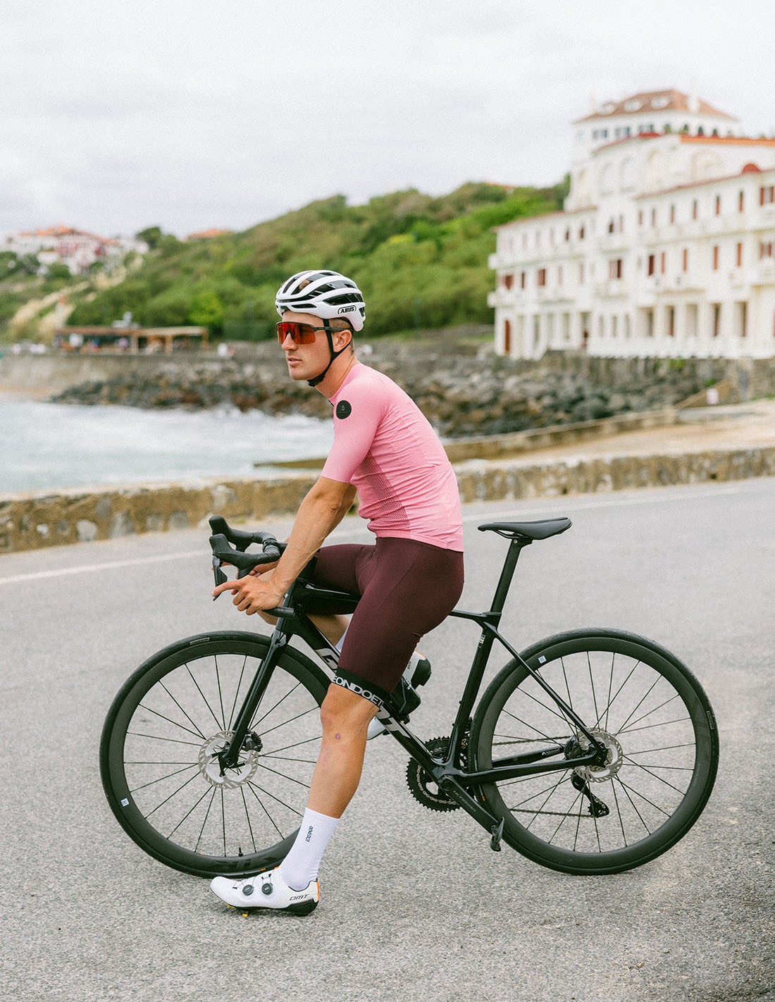 cadence ビブショーツDustin  Mサイズ ETXEONDO〉ビブパンツ OLIMPICO BIB-SHORT _MAROON | ETXEONDO