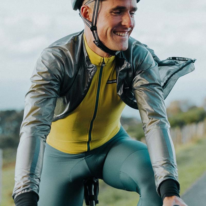 ETXEONDO （エチェオンド） レインジャケット 「BUSTI 」 ETXEONDO〉レインジャケット BUSTI _Yellow | ETXEONDO