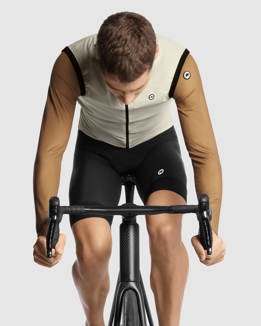 ASSOS〉MILLE GT WIND VEST ベスト C2 _MoonSand | ASSOS | SUNNYSIDE