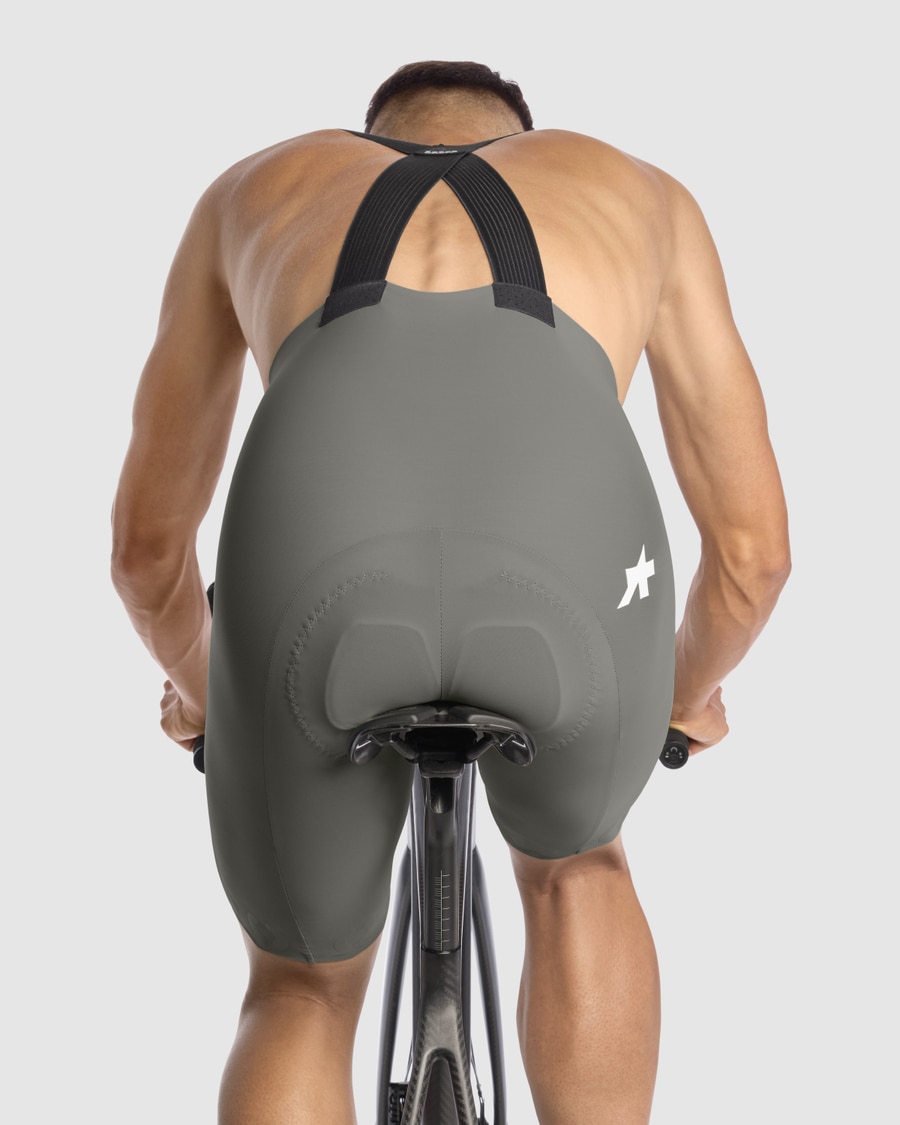 ASSOS〉EQUIPE R Bib Shorts S11 ビブショーツ _Edge Green | ASSOS