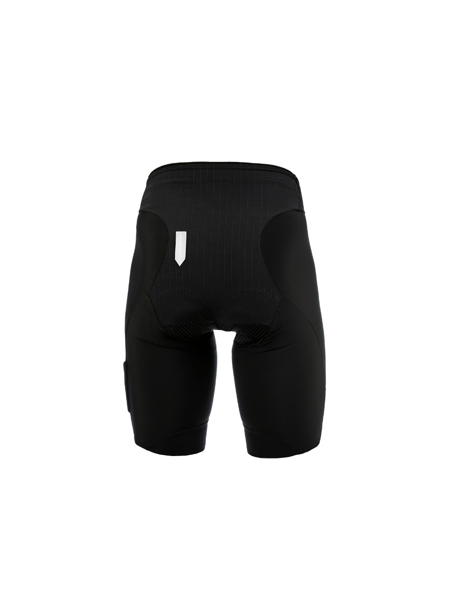 Q36.5〉Gregarius Essential Half Shorts ハーフショーツ _Black | Q36