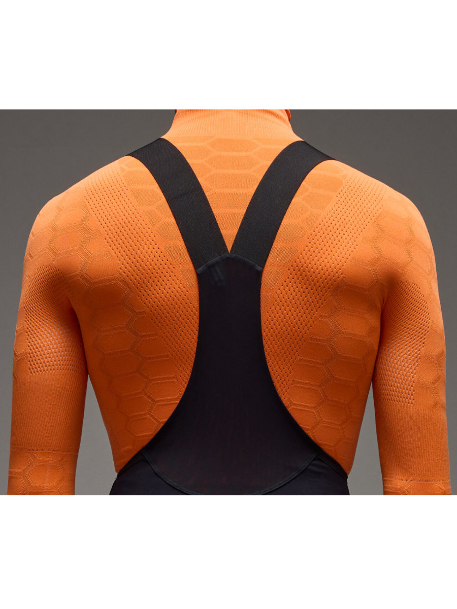 Q36.5〉Base Layer 5 Plus Long Sleeve Hoodie ベースレイヤー