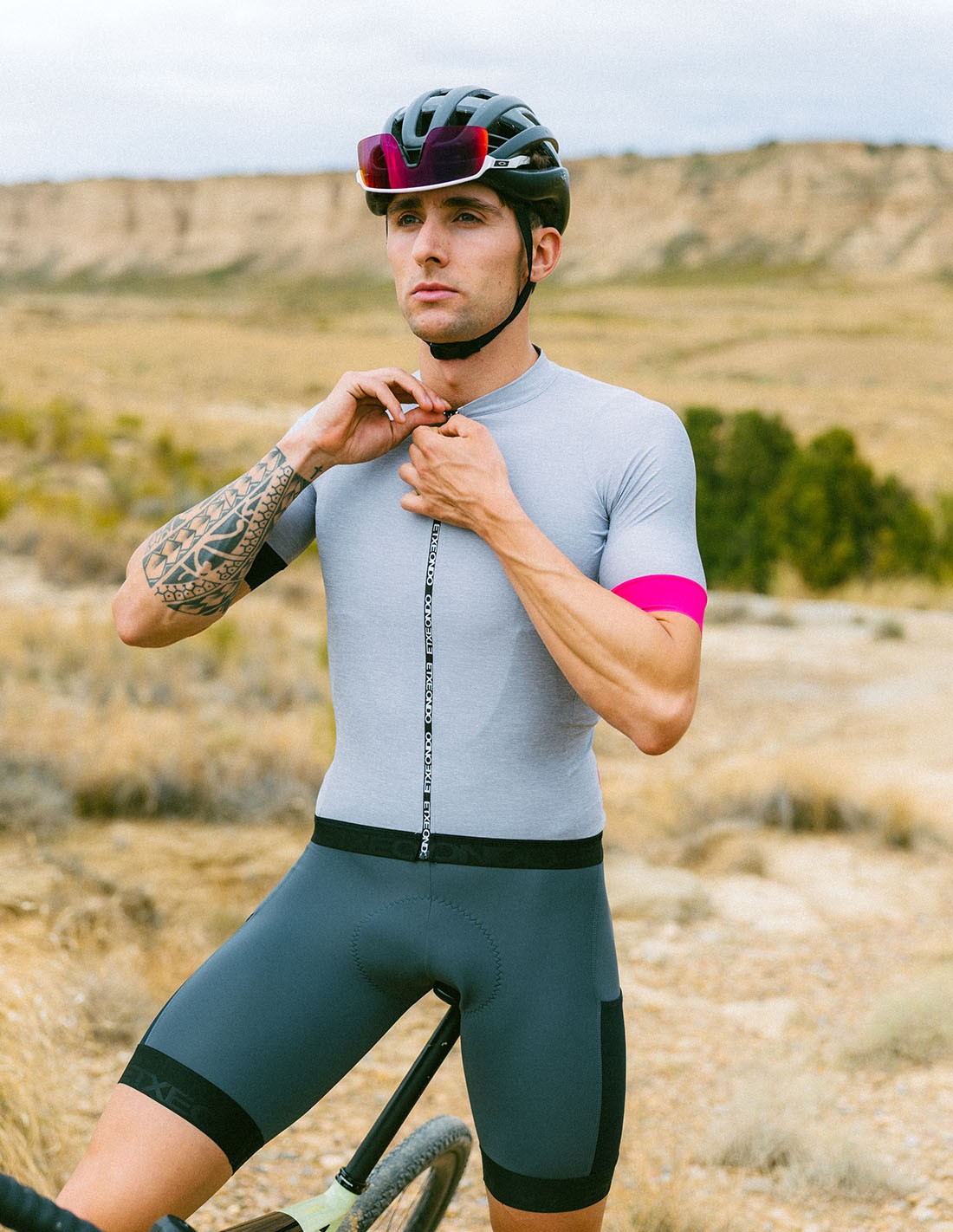 ETXEONDO TEAM SUNWEB選手仕様ジャージ＆ビブショーツ ETXEONDO〉半袖ジャージ BASO JERSEY _GREY | ETXEONDO | SUNNYSIDE