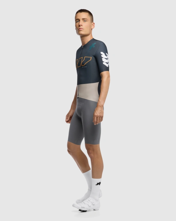 ASSOS〉EQUIPE RS Jersey Something To Say ジャージ _Excellence Blue