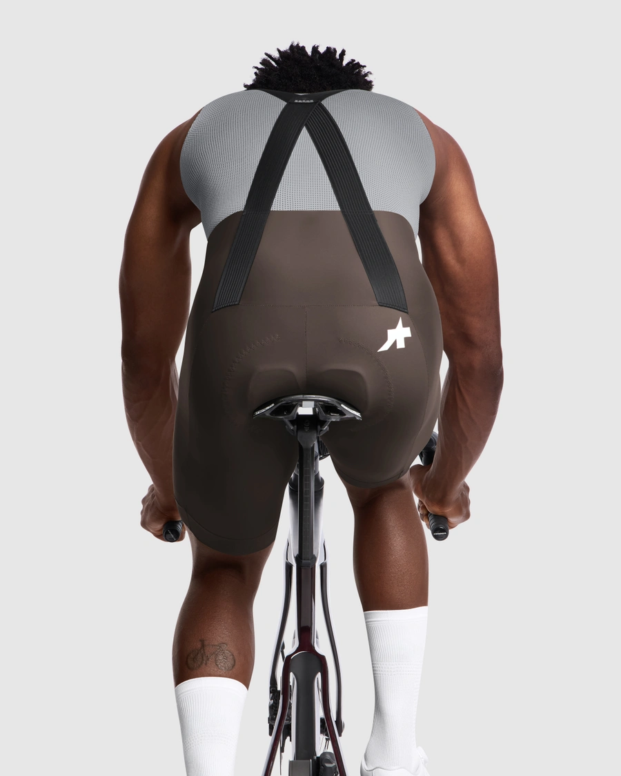 ASSOS〉MILLE GT Bib Shorts S11 ビブショーツ _WILD BROWN | ASSOS