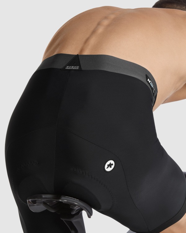 ASSOS〉MILLLE GT HALF SHORTS ハーフ ショーツ C2 _BlackSeries