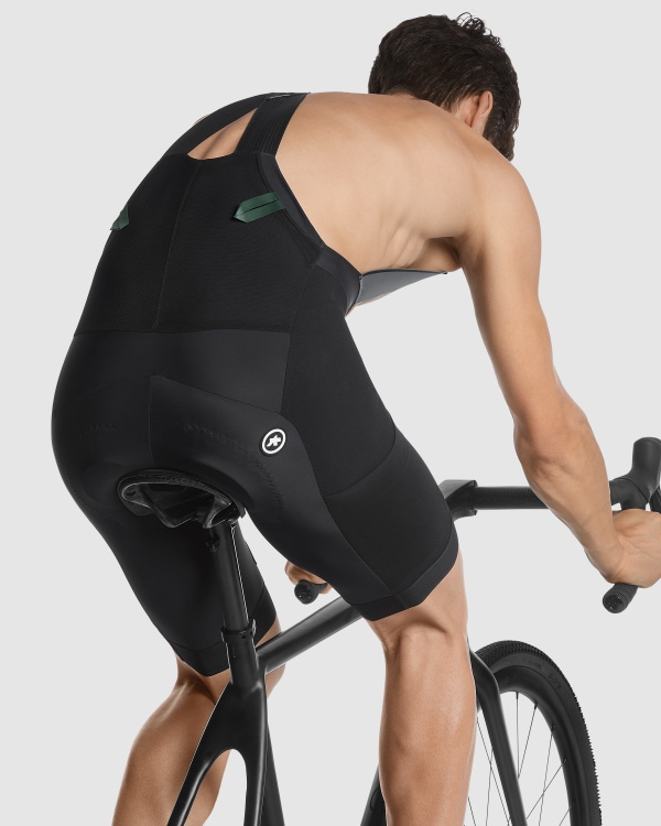 ASSOS MILLE GTC KIESPANZER ビブショーツC2 Sサイズ ASSOS〉MILLLE GTC KIESPANZER ビブショーツ C2 _BlackSeries